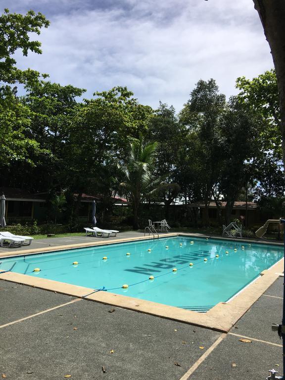 Bluefins Resort Lapu-Lapu City Exterior photo
