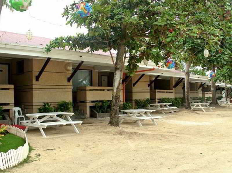 Bluefins Resort Lapu-Lapu City Exterior photo